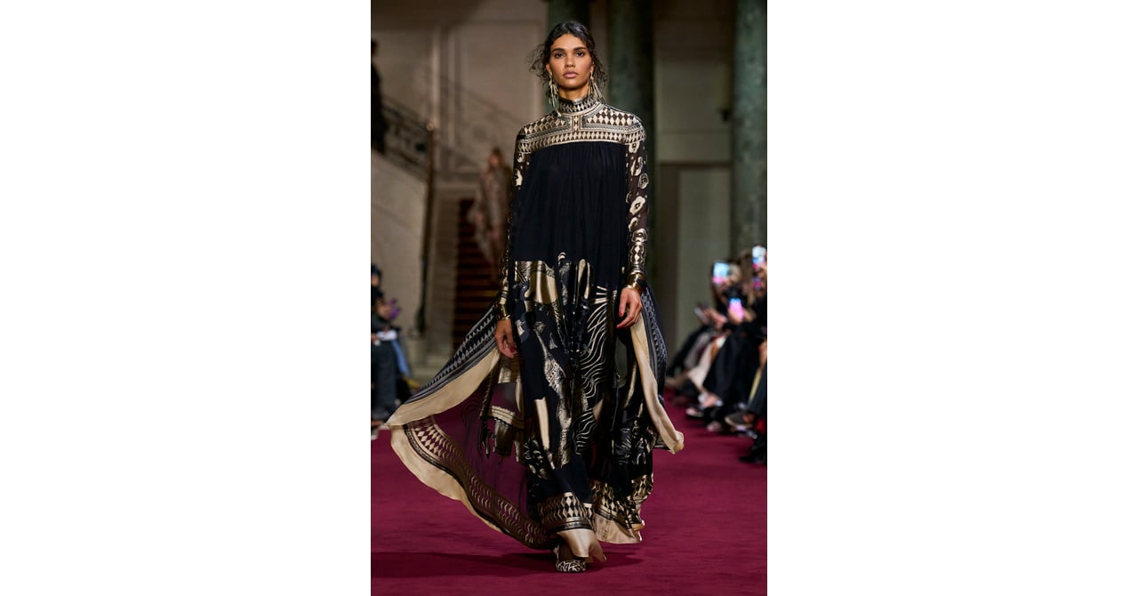 Zimmermann 2024年秋冬コレクション | パリ | 画像32枚 Zimmermann 2024年秋冬コレクション | パリ | 画像32枚