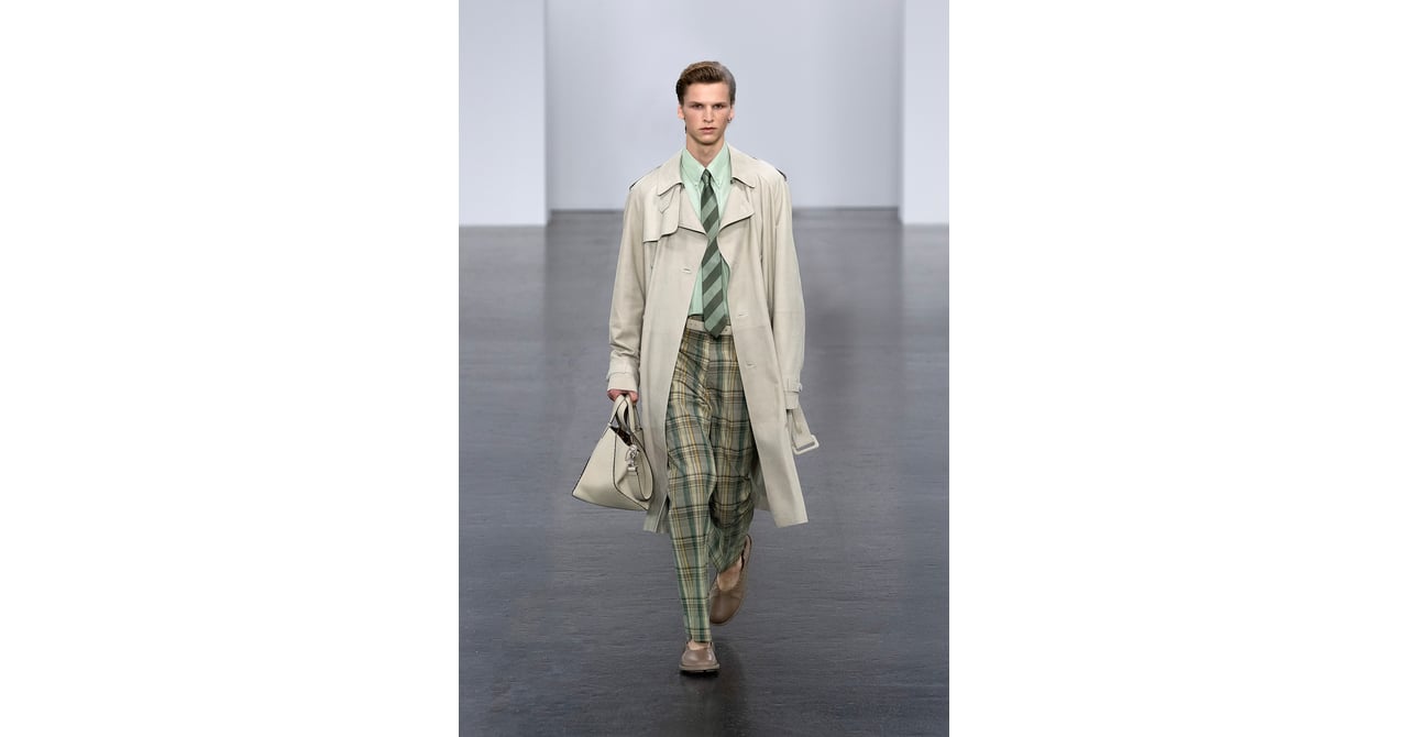⭐︎花　FENDI フェンディ 幾何学模様 ポロシャツ 42⭐︎ 楽天市場】フェンディ（ポロシャツ｜トップス）：レディース