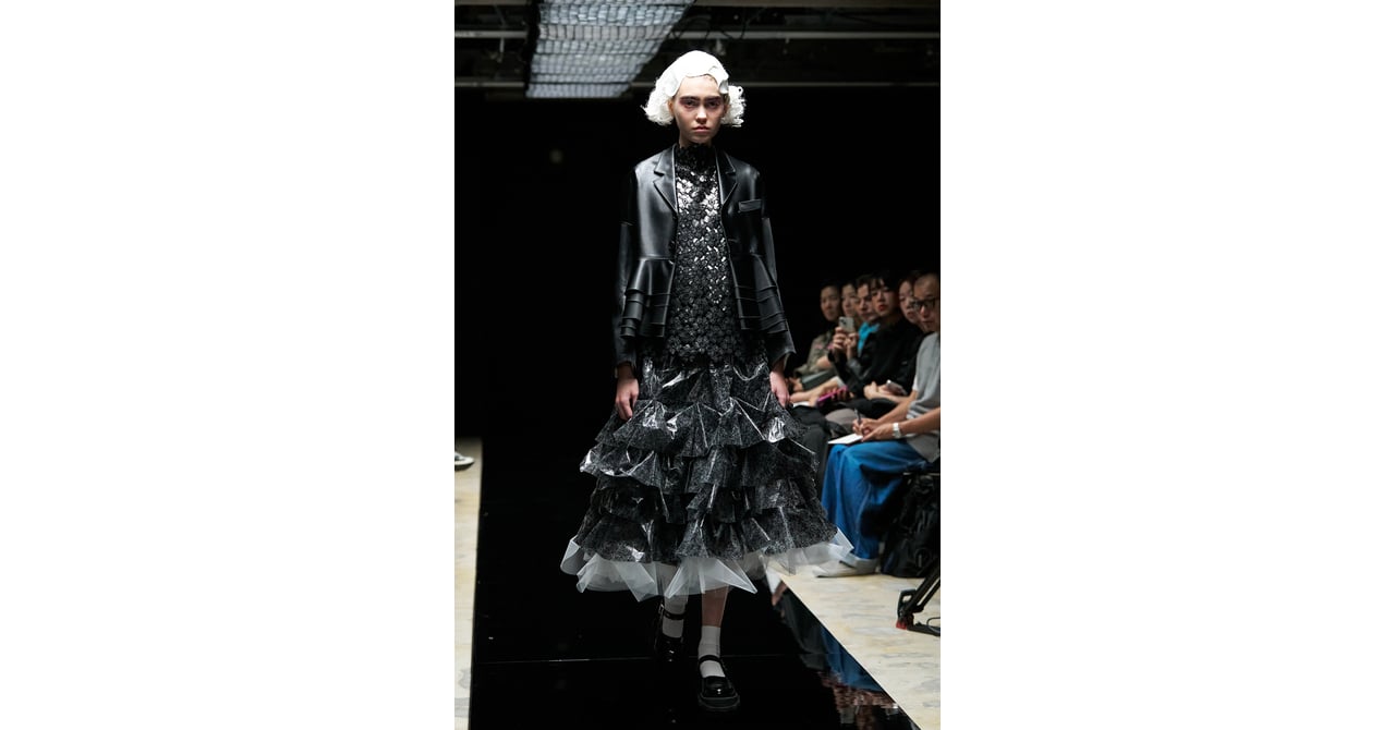 tao 2025年秋冬コレクション | 東京 | 画像100枚 - FASHIONSNAP