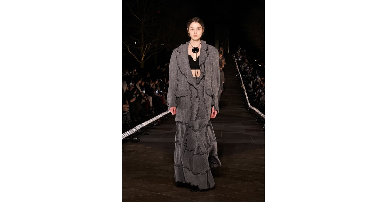 FUMIE TANAKA 2025年秋冬コレクション | 東京 | 画像42枚 - FASHIONSNAP