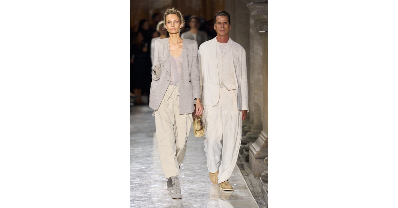 A*R様 美品⭐️EMPORIO ARMANI/アルマーニ⭐️緑色スエードカジュ 楽天市場】【10/15限定！ポイント8倍】 アルマーニ