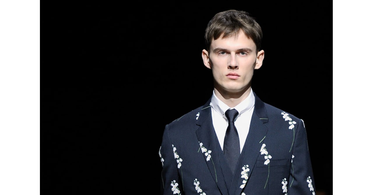 FW2014 Dior Homme 鈴蘭 刺繍 ネクタイ ナロータイ クリス期 diorhomme_14aw0-001.jpg
