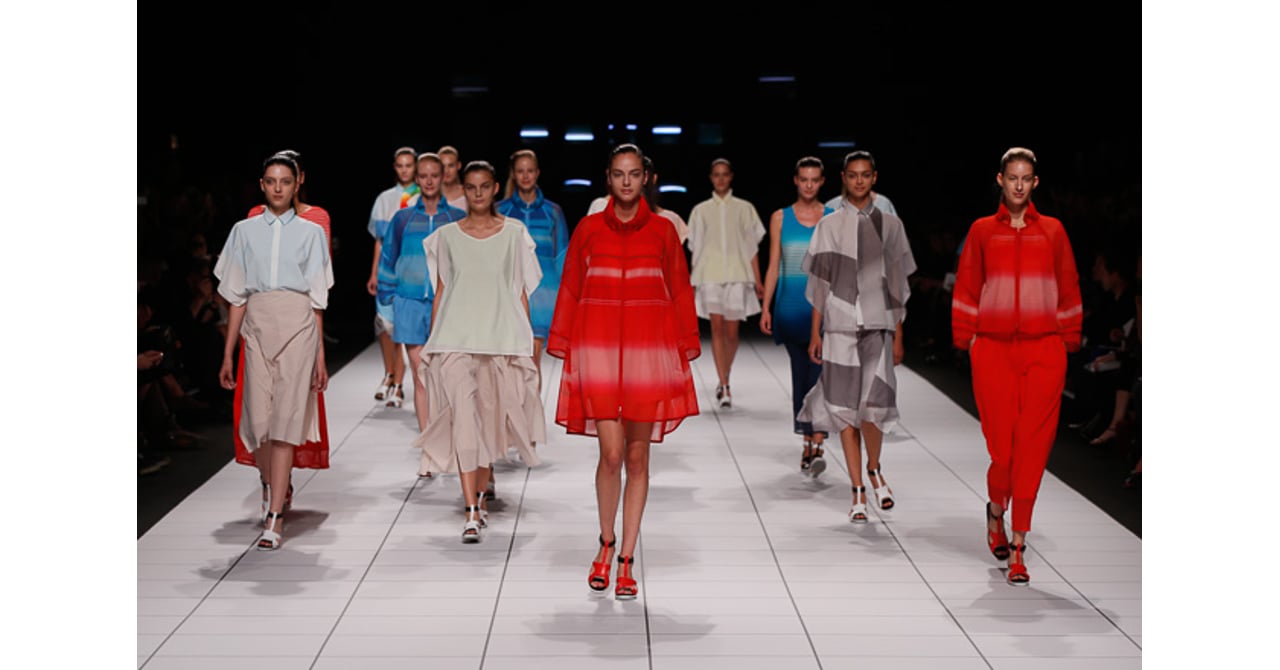 美品　希少　ISSEY MIYAKE 2014SS ジャケット　羽織り　ドット 美品 希少 ISSEY MIYAKE 2014SS ジャケット 羽織り ドット - メルカリ