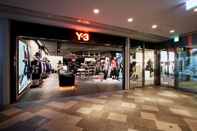Y-3」国内最大店舗が表参道ヒルズにオープン 新作コレクションも発売