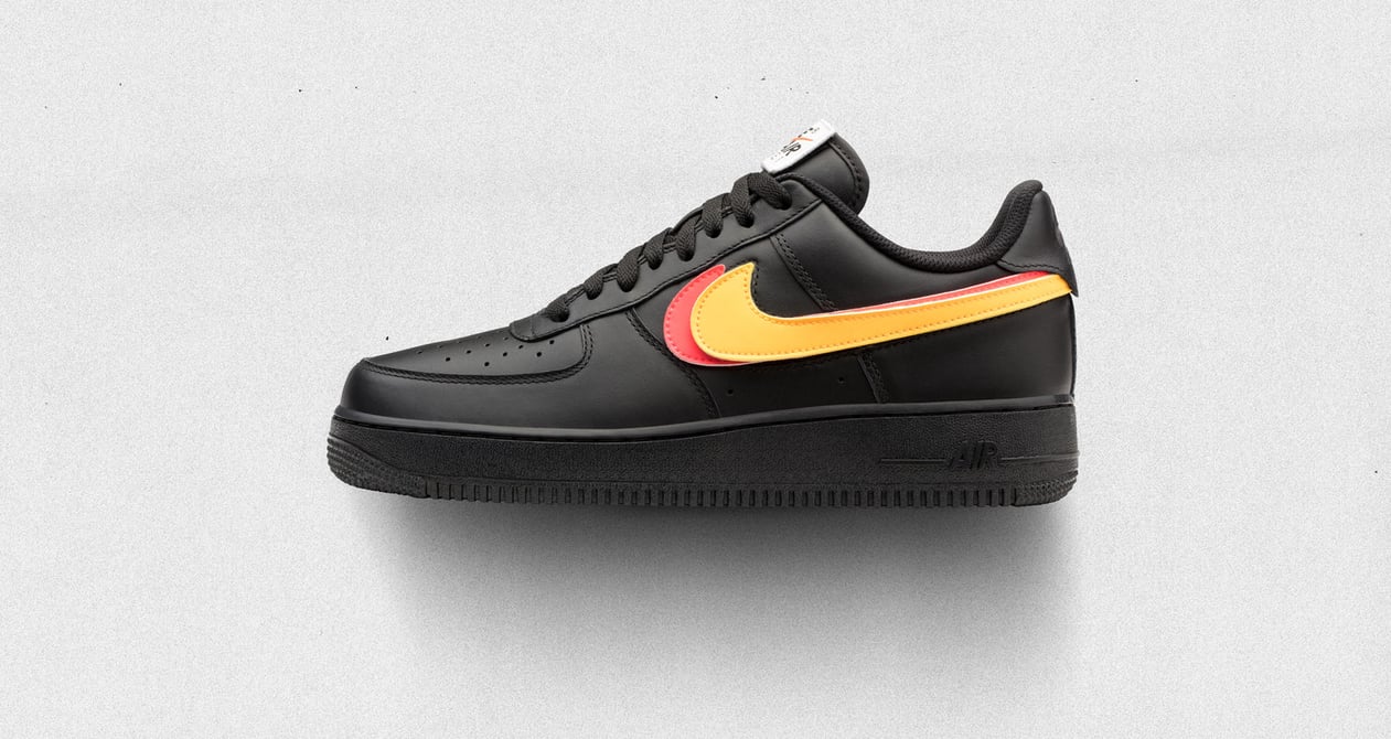 【Nike】スウッシュカラーワンピース｜品よく、アクティブに nikeairmax_swoosh_20180213_000