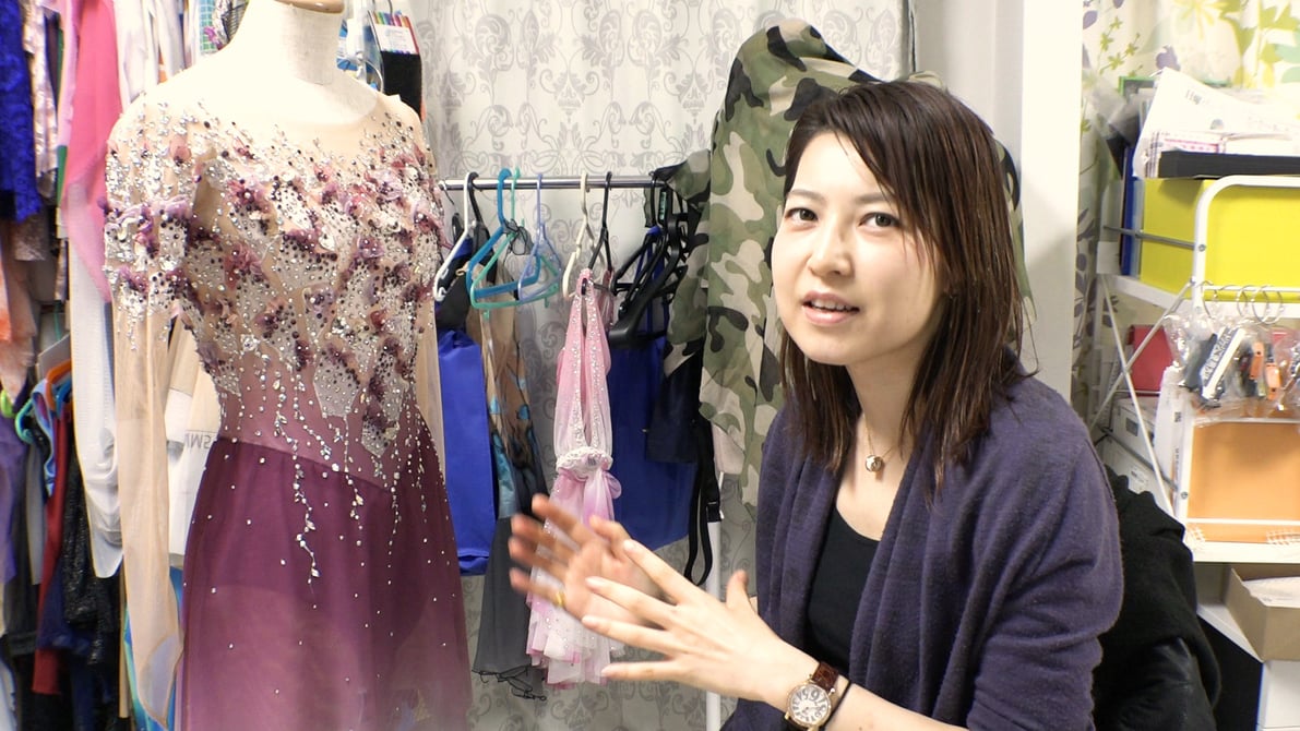 伊藤聡美　羽生結弦　コスチューム　著者　サイン本　美品　稀少 羽生選手のあの衣装も。伊藤聡美フィギュアスケート衣装展を東京