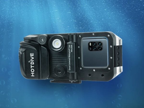 スマホ用防水ハウジング(DIVEROID)