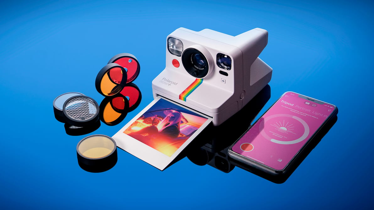 ポラロイドが新作「Polaroid Now+」を発売、ブルーグレイなど3色をラインナップ