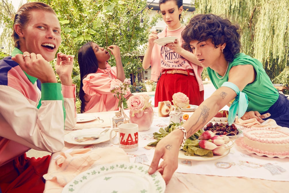 メゾン キツネ オランピア・ル・タンが手掛けたカプセルコレクション発売