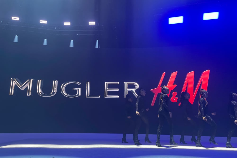 H&M Mugler（エイチアンドエム ミュグレー）】バイカーパンツ 即完品+