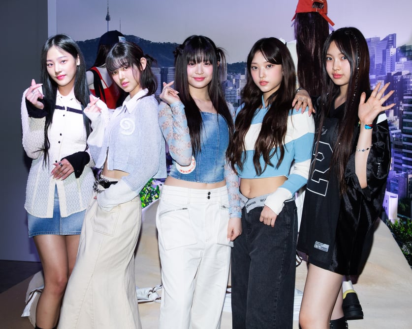 [LUVISTRUE] NM BASIC サングラス ★新作★韓国★ NewJeans 着用 Qoo10] VIEWMAP [NEWJEANSヘリン着用] VIEW : バッグ・雑貨