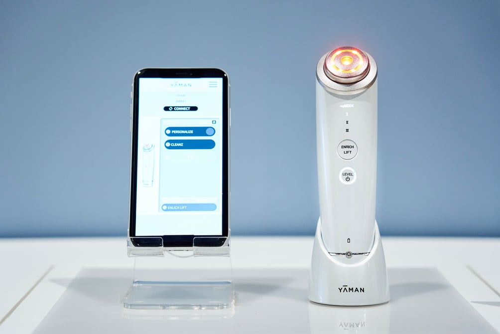 YAMAN ヤーマン美顔器 HAKEI HAKEI（ハケイ）」あなたの毎日に合わせて進化するAI美顔器｜YA