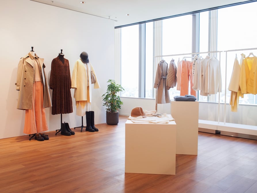 ユニクロ　XS　オフホワイトPコート　オンライン完売商品　新品未使用 UNIQLO（ピーコート）のフリマアイテム一覧
