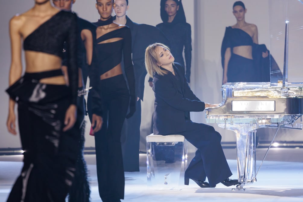 YOSHIKIブランド Maison_Yoshiki_fw24_finale_39-