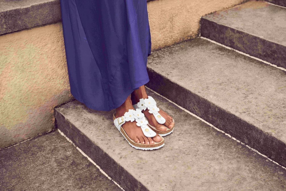 フラワー アップリケ【BIRKENSTOCK】クロスストラップ サンダル birkenstock-gizeh-24ss-008-