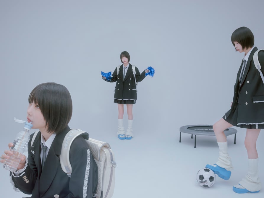 ときめきとコンプレックスを纏う、あののファッション哲学