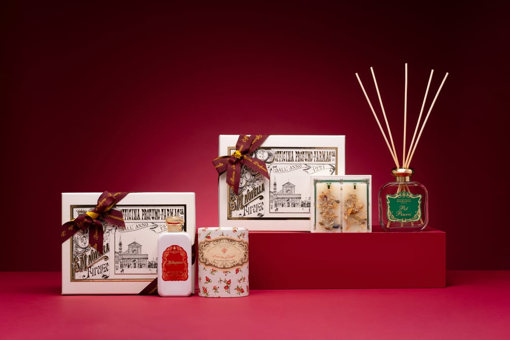 2025年クリスマスコフレ】サンタ・マリア・ノヴェッラ：ホリデーを彩る