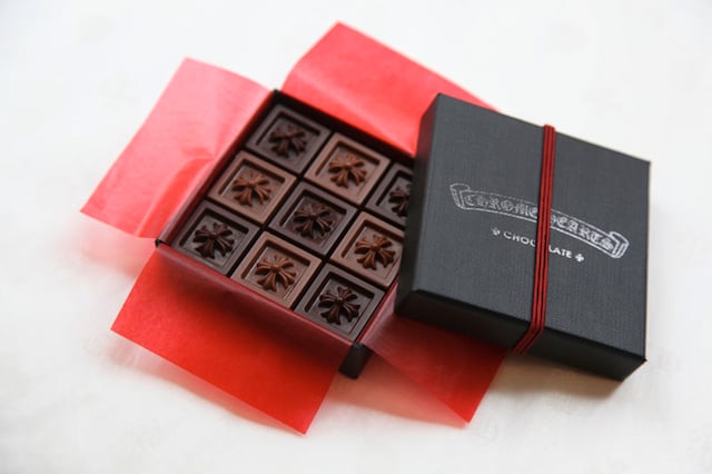 クロムハーツのバレンタイン限定チョコ 銀座で販売 クロムハーツのバレンタイン限定チョコ 銀座で販売