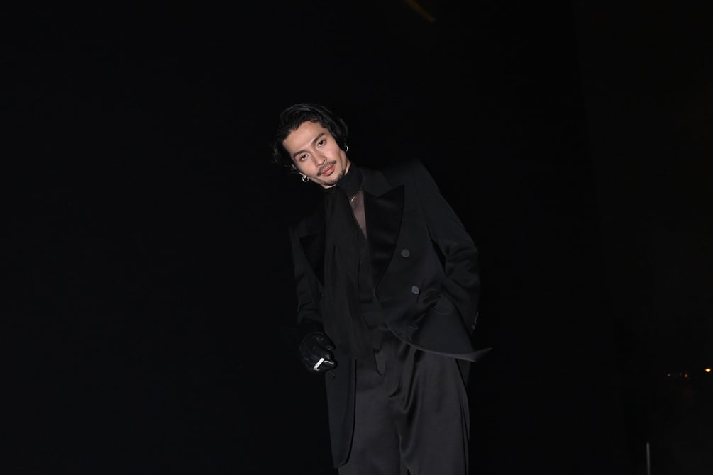 Street Style - パリ - 常田大希さん - 2023年03月03日撮影 - FASHIONSNAP