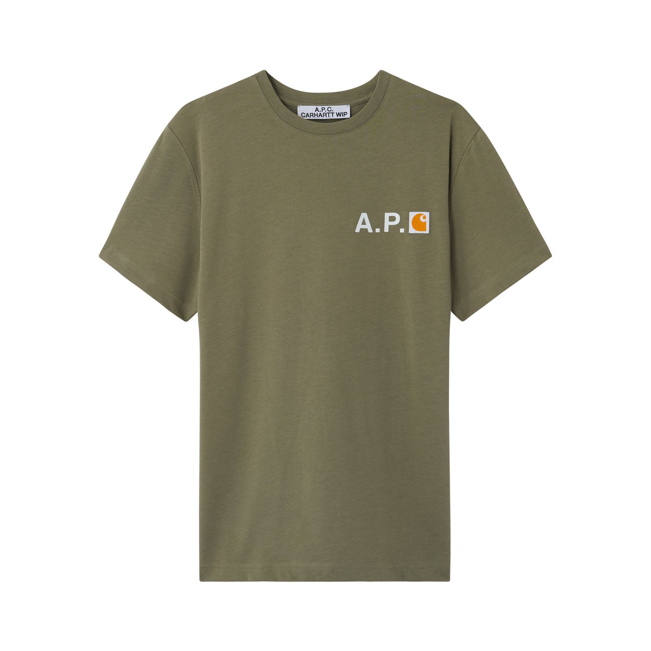 A.P.C.」コラボプロジェクトでカーハート WIPとタッグ、Cロゴが融合