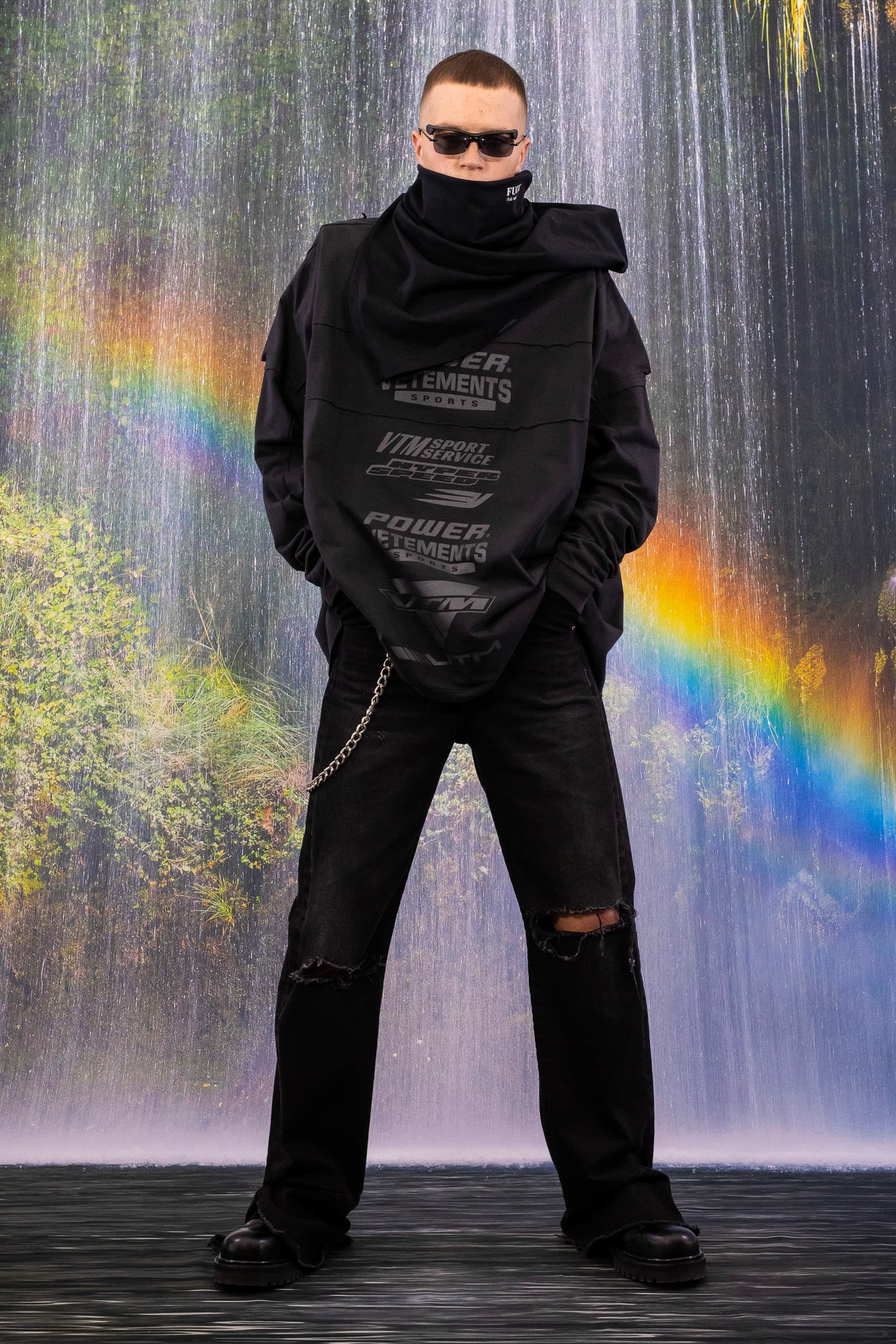 VETEMENTS 2021-22年秋冬コレクション