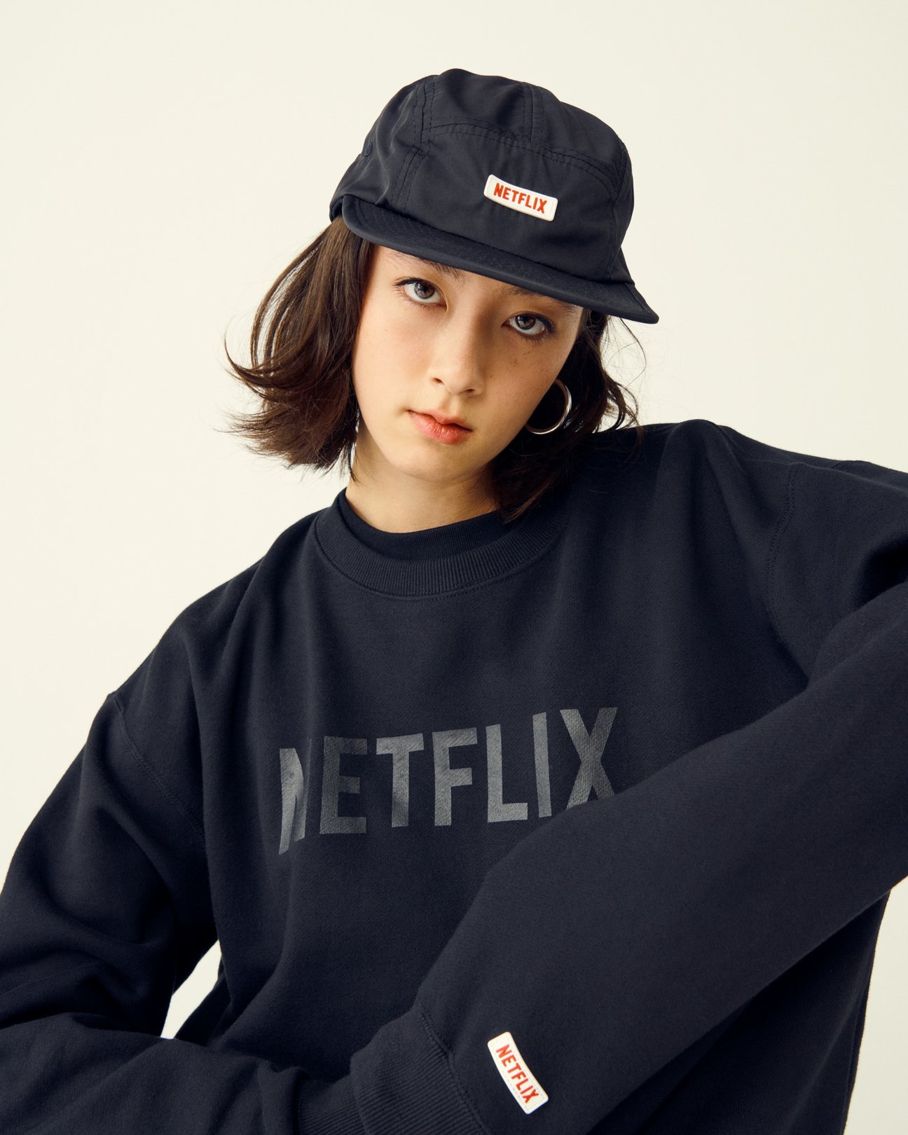 NETFLIX × BEAMS コラボ tシャツ CREWプリント 企業系 - メルカリ
