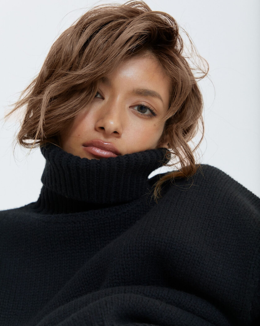 ーラ「STUDIO R330」ユニセックスコレクション