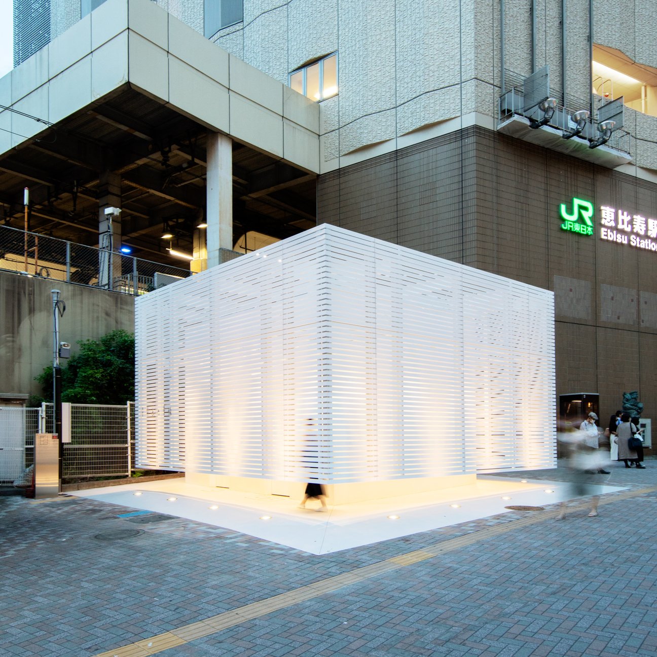 公衆トイレ