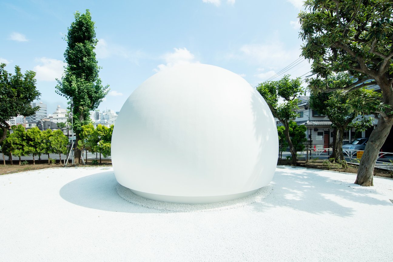 公衆トイレ