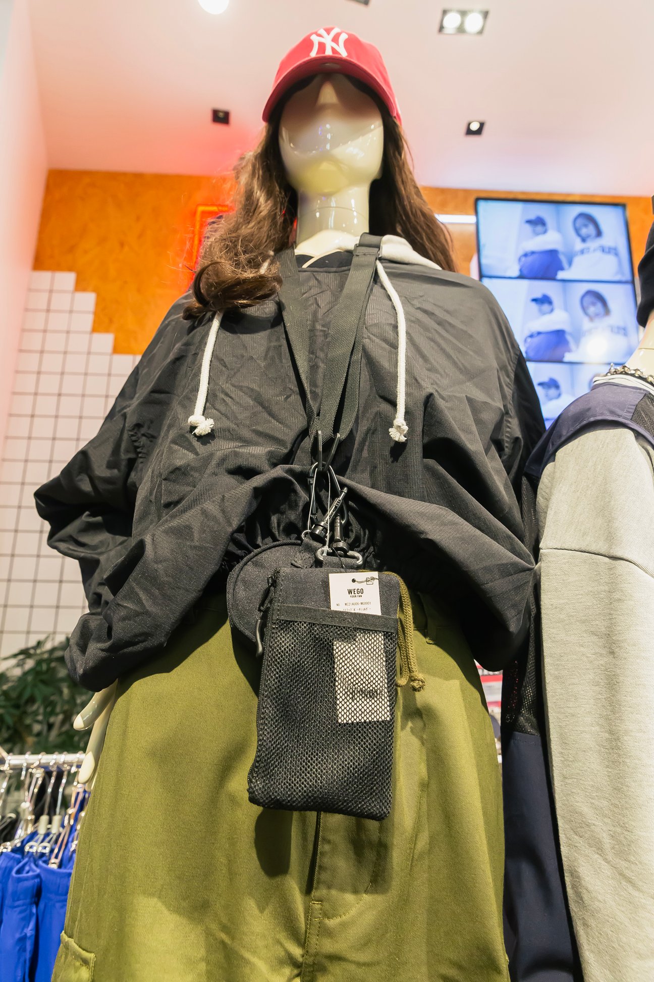古着×オリジナル商品のミックスコーディネート