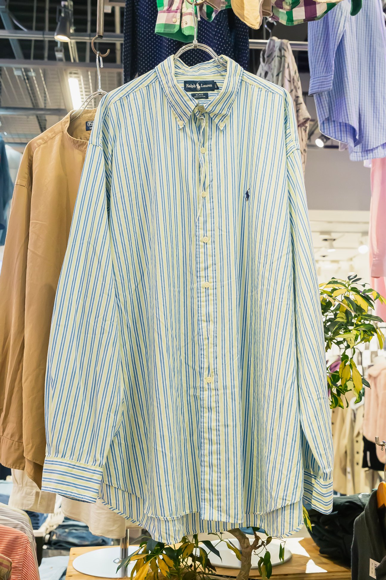 原宿竹下通り店の古着売場
