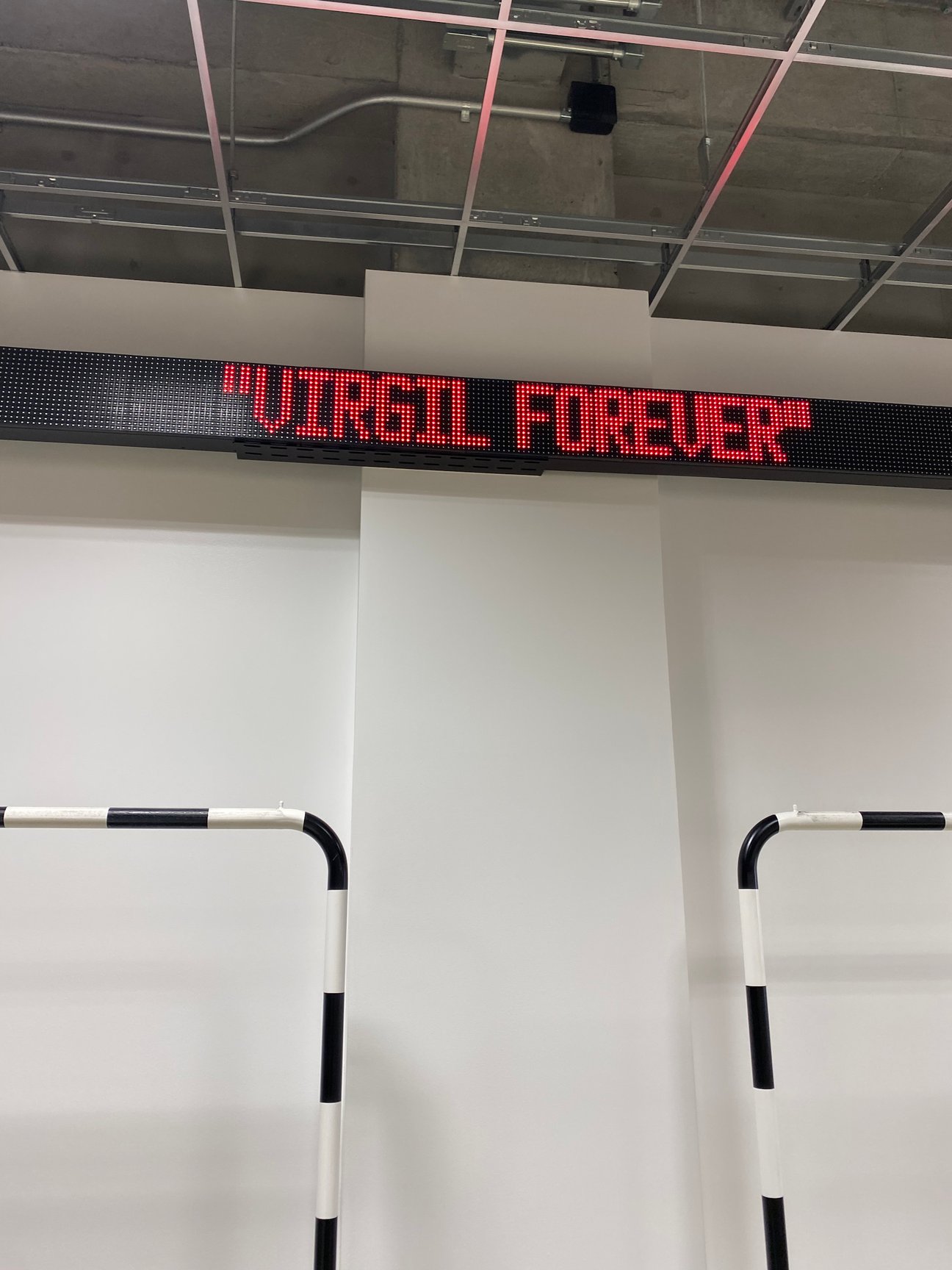 追悼イベント"VIRGIL FOREVER"