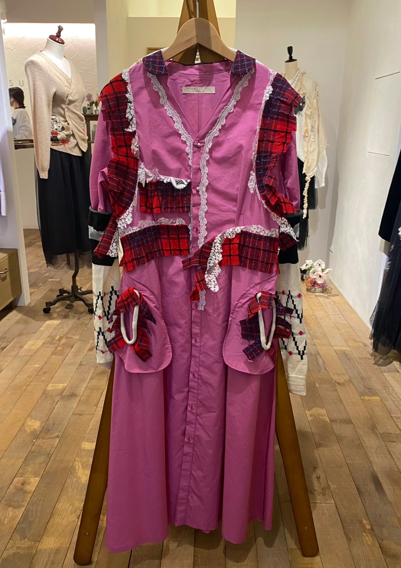「カスカ?シルクロ」の展示会の様子