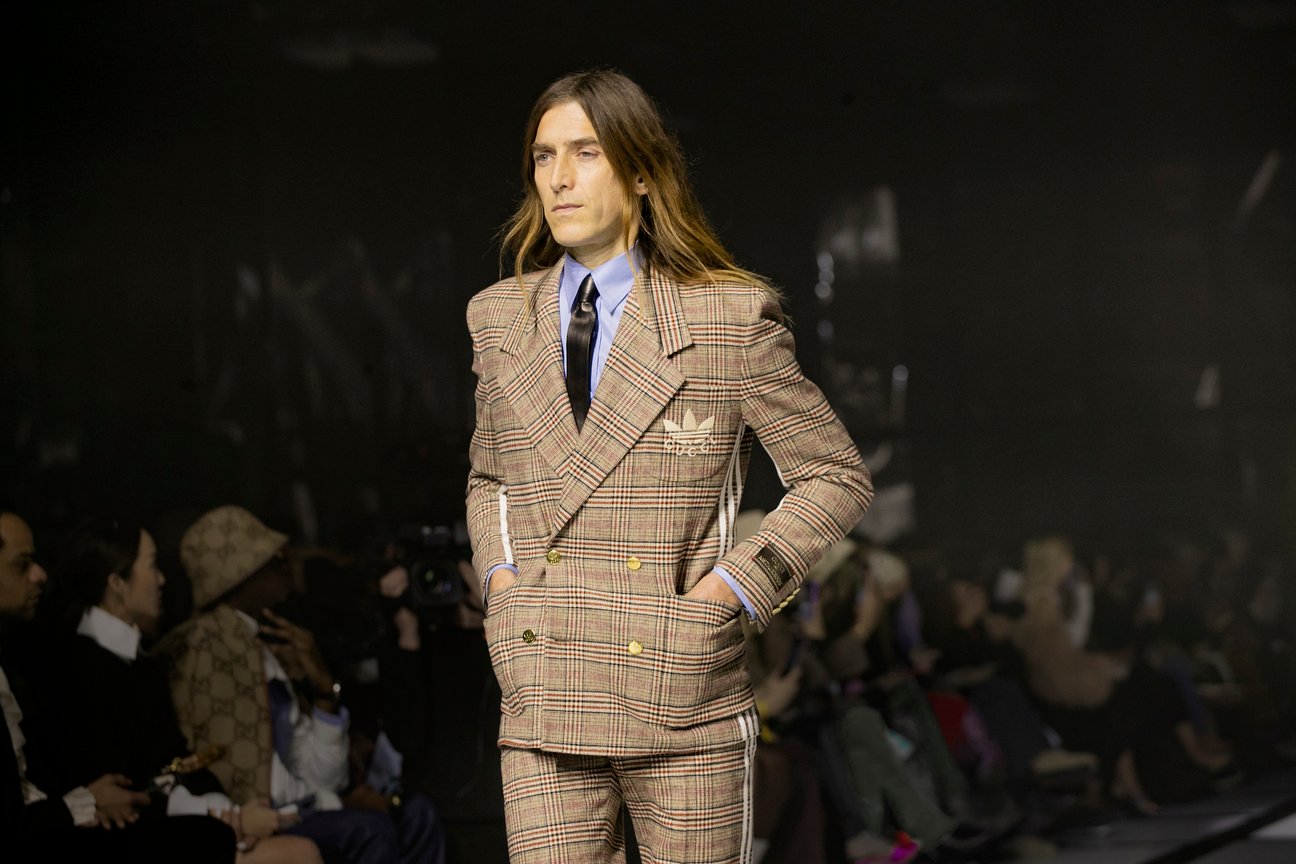 EXQUISITE GUCCI”