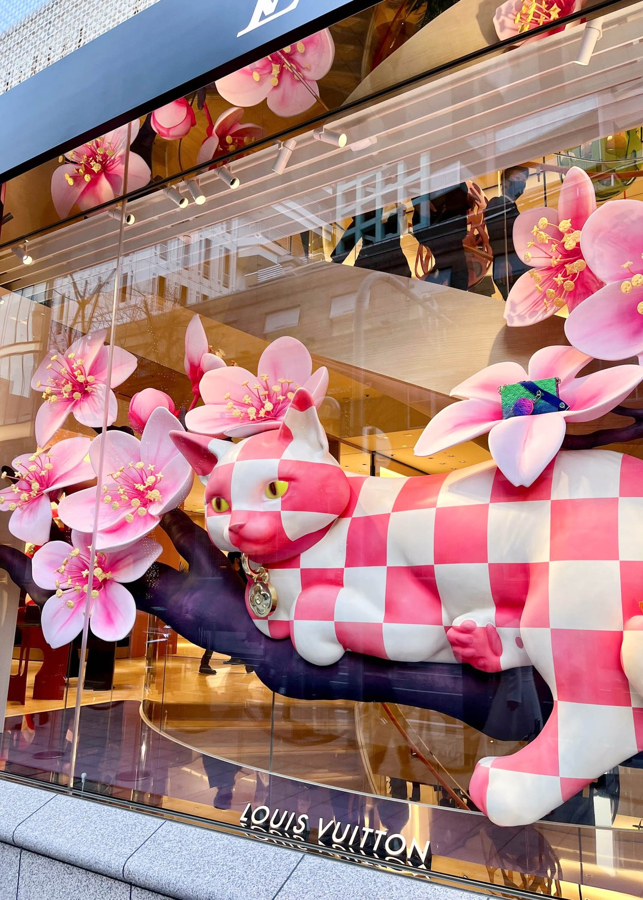 ルイ?ヴィトン神戸店の外観