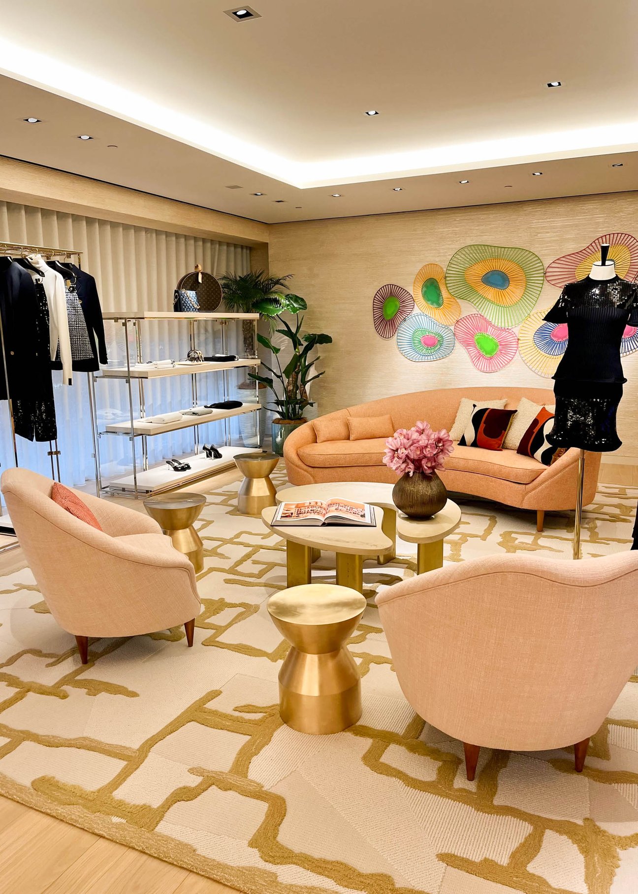 ルイ?ヴィトン神戸店の内観