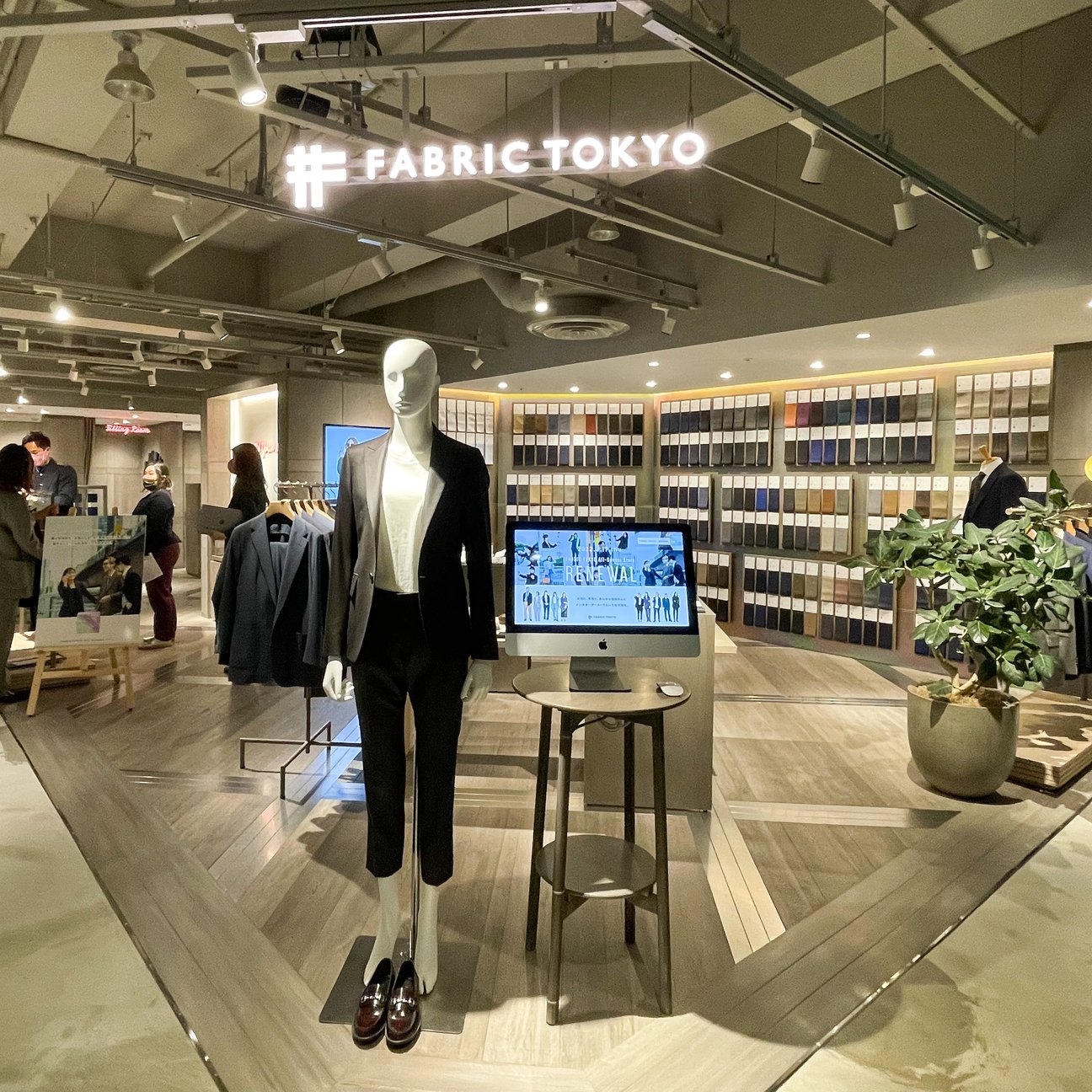 リニューアルオープンしたFABRIC TOKYOのオールジェンダーストアの内部