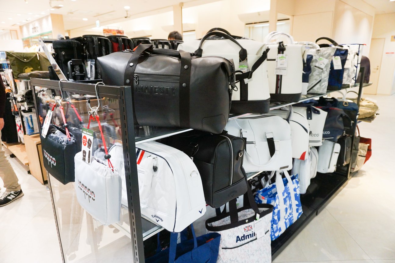 有賀園ゴルフ THE CLUBの売り場の様子