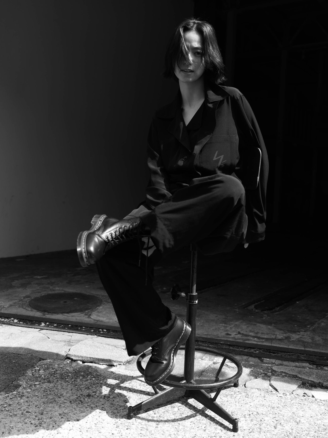 「Y's1972」を名着用した中村アンのヴィジュアル