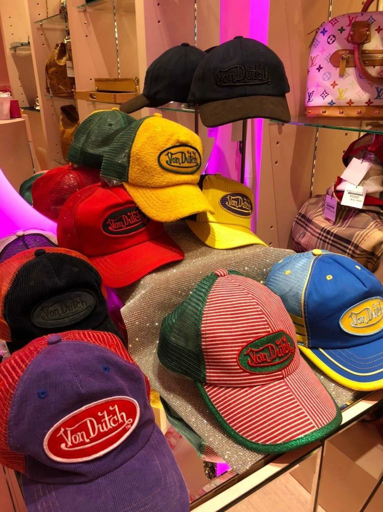 Y2Kファッションを取り扱う古着屋まとめ
