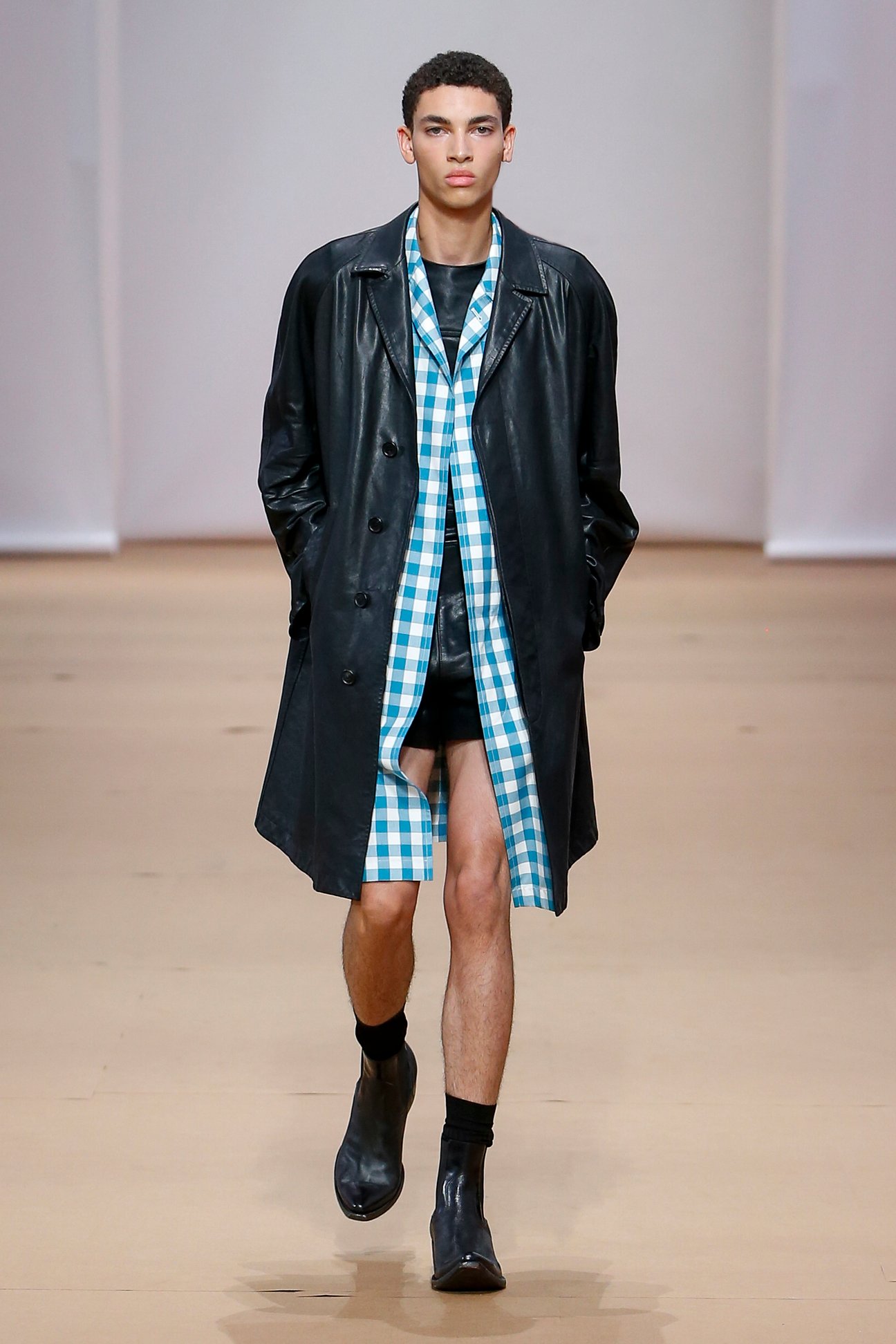 プラダの2023年春夏メンス?コレクション