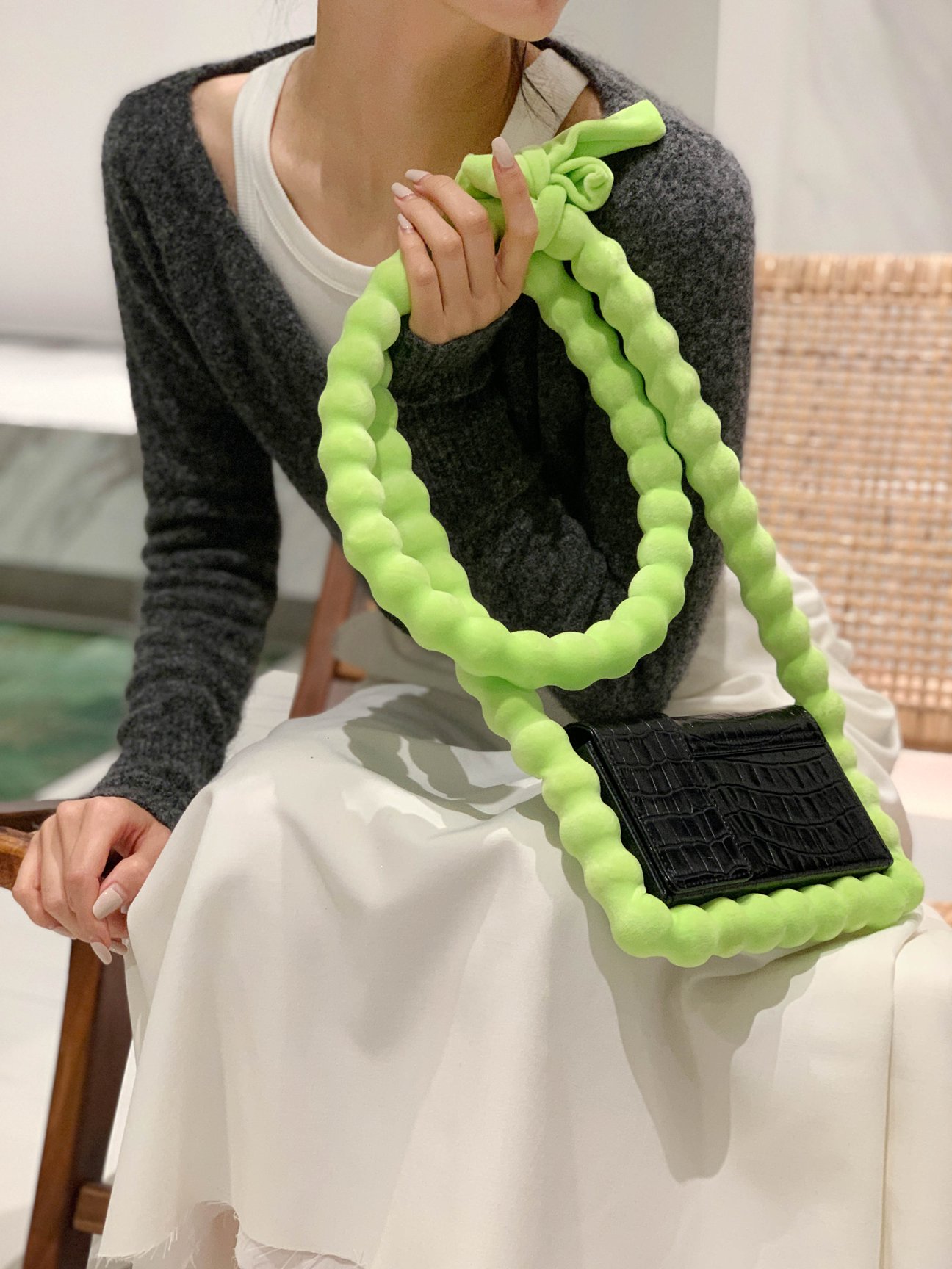 「DOU DOU」バッグ着用画像