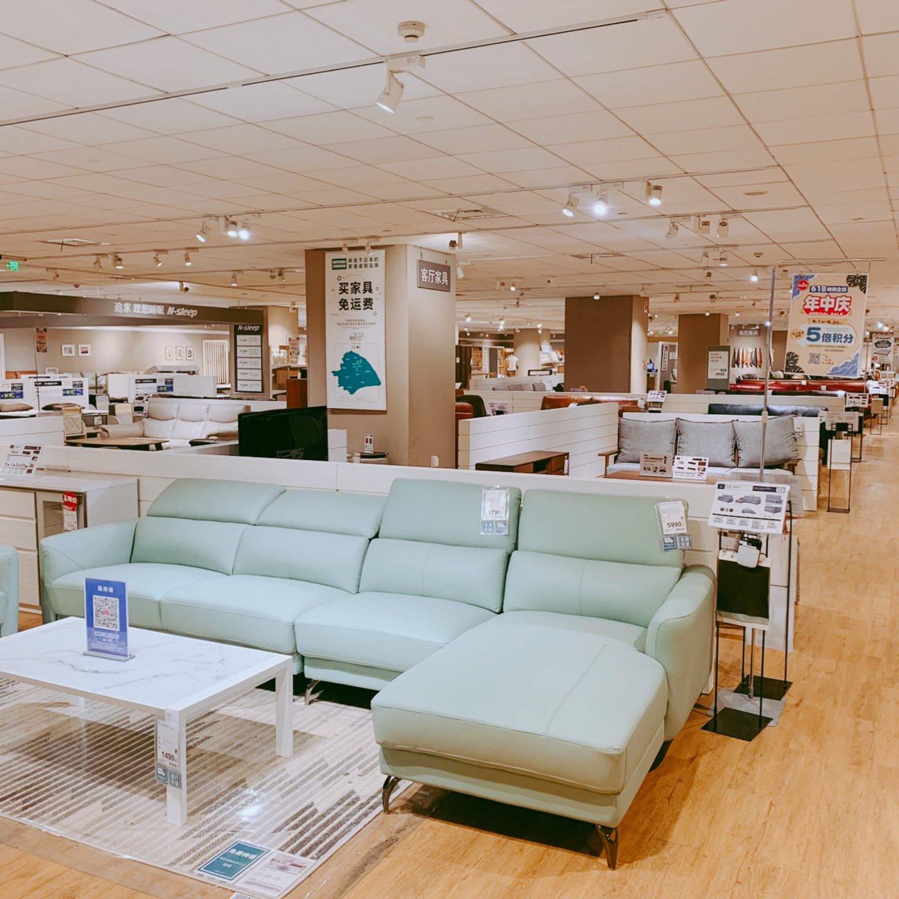 上海のニトリ店内の様子