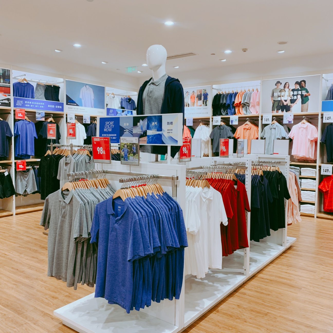 上海のユニクロ店内の様子