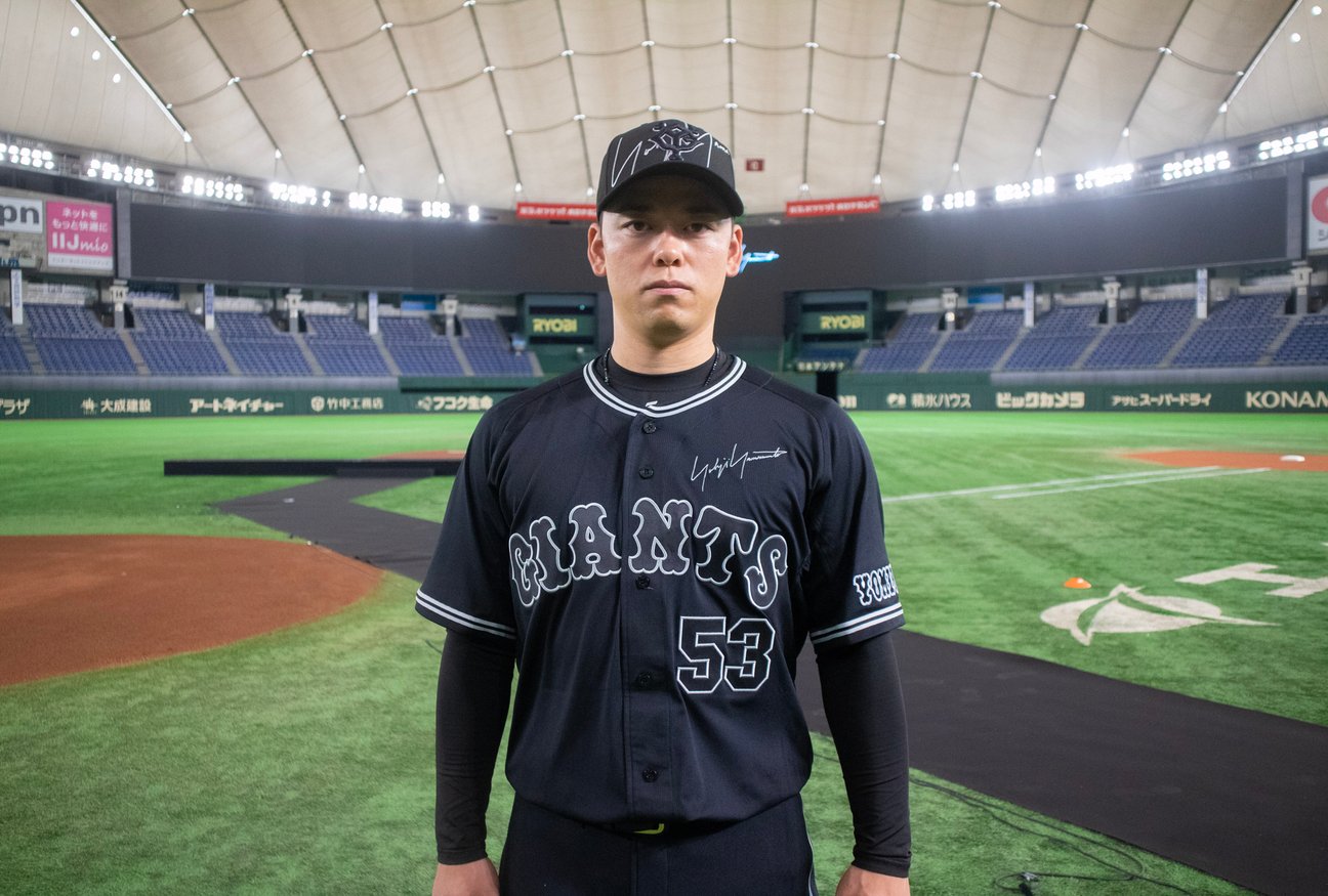 読売ジャイアンツがヨウジヤマモトとのコラボユニフォームを披露