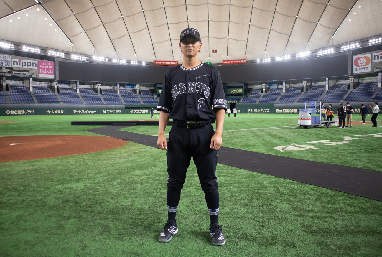読売ジャイアンツとヨウジヤマモトのコラボユニフォーム