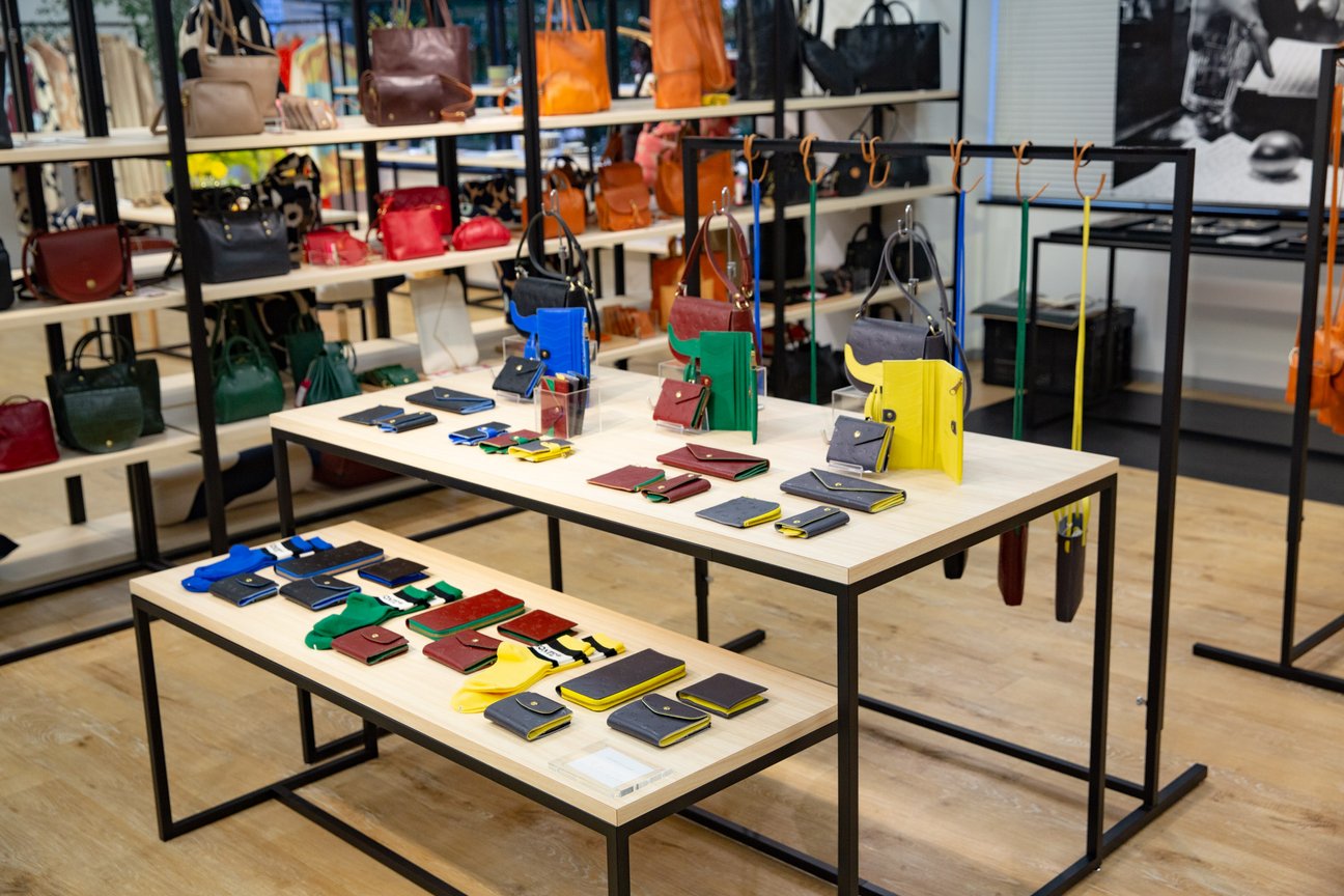プレスルームに展示された商品