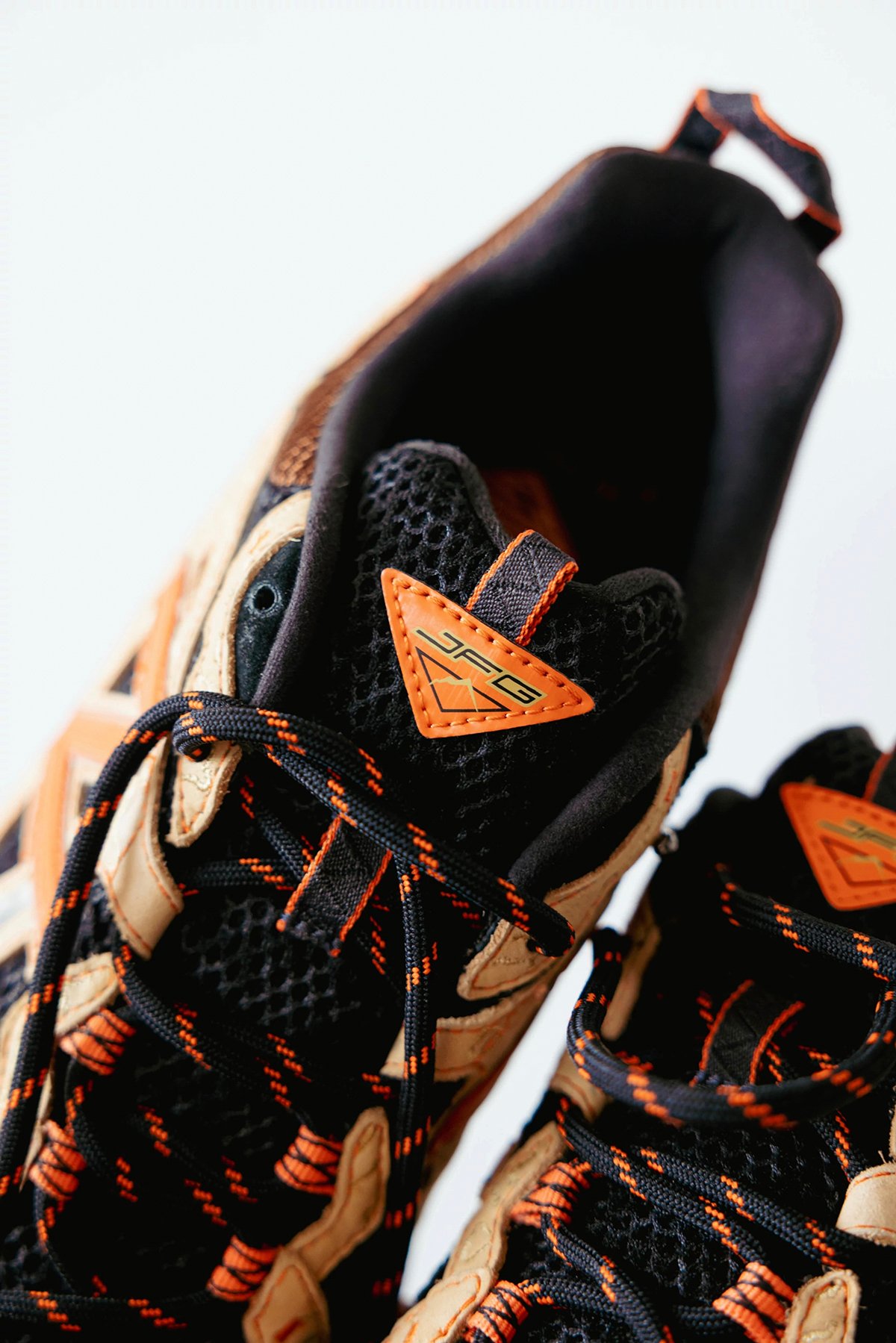 New Balance ML610T
