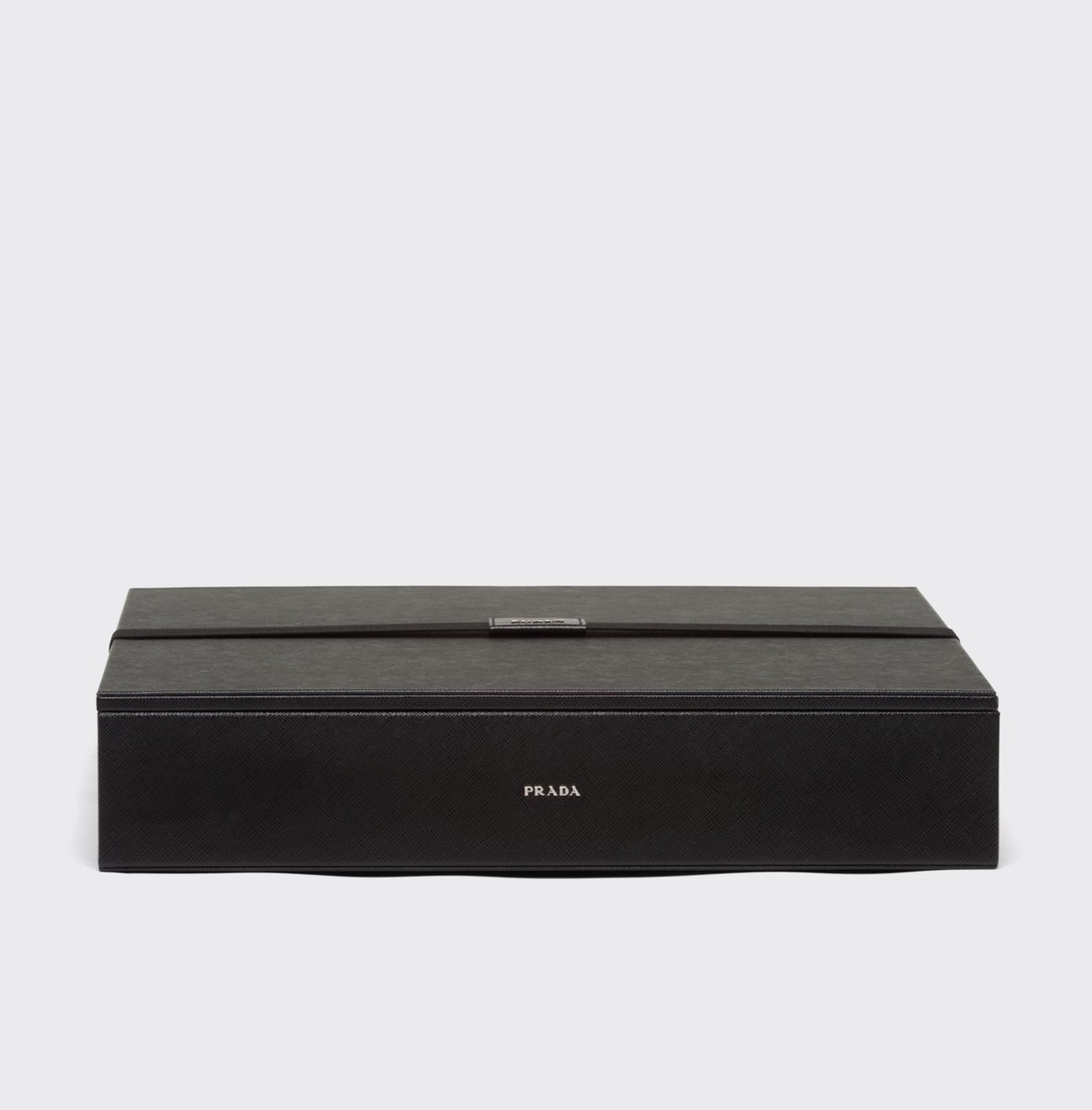 サフィアーノレザー 囲碁セット 86万9000円(予定価格)