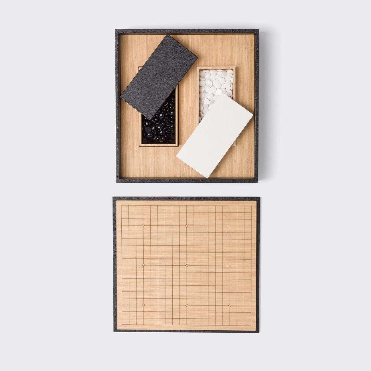 サフィアーノレザー 囲碁セット 86万9000円(予定価格)